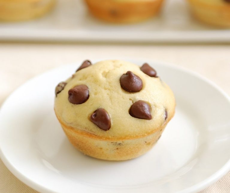Air Fryer Betty Crocker Chocolate Chip Muffins Fork To Spoon