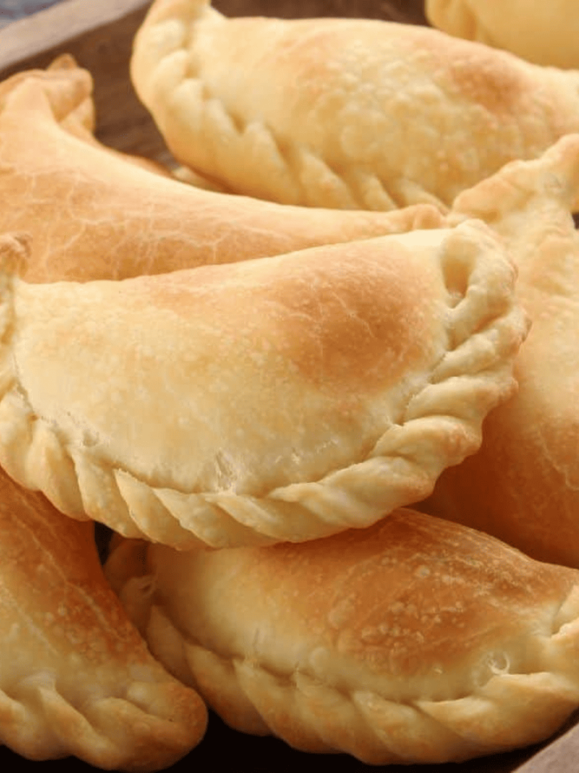 Air Fryer Copycat BJ's Restaurant & Brewhouse, Chocolate Chip Pizza