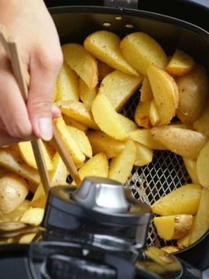 Air Fryer Parmesan Crusted Potatoes