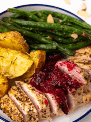 Copycat Boston Market Cranberry Sauce