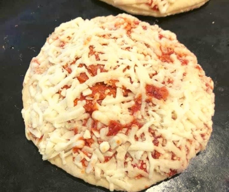 How To Make Trader Joe's Pepperoni Pizza In The Air Fryer Fork To Spoon