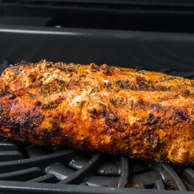 Air fryer heating up to 400 degrees Fahrenheit (200&deg;C)