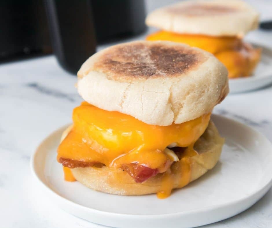 Egg McMuffin (McDonald's copycat recipe)