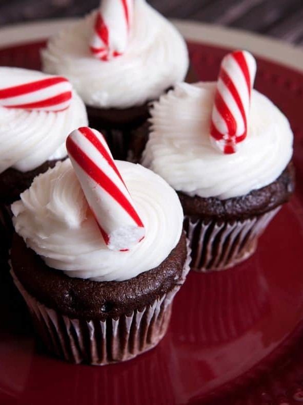 Air Fryer Christmas Red Velvet Snow Globe Cupcakes Fork To Spoon