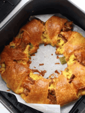 Air Fryer Crescent Breakfast Ring