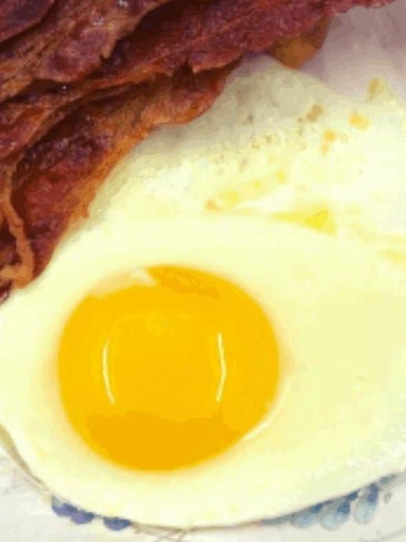 Instant Pot Vortex Air Fryer, Bacon and Eggs Fork To Spoon