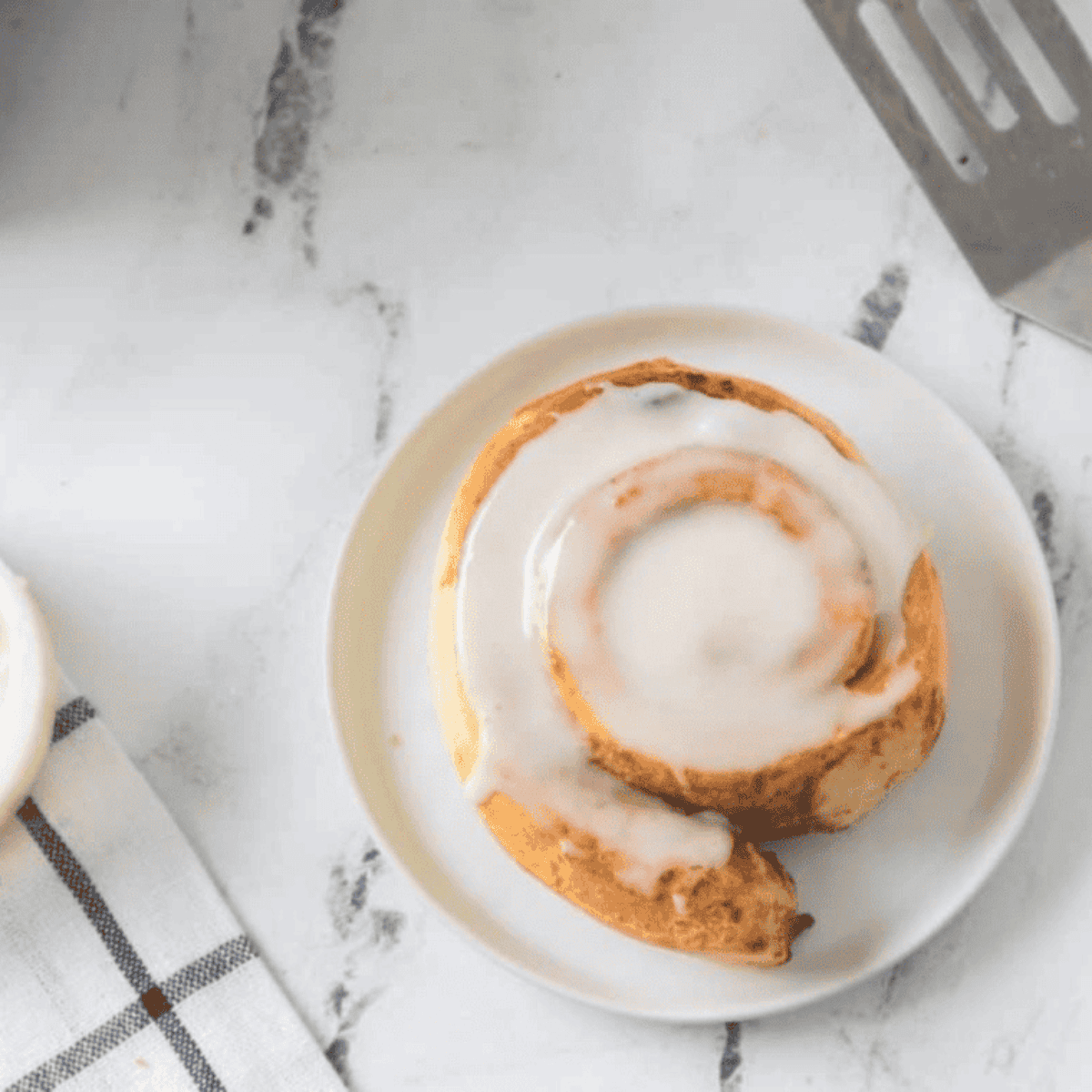 Air Fryer Pillsbury Cinnamon Rolls
