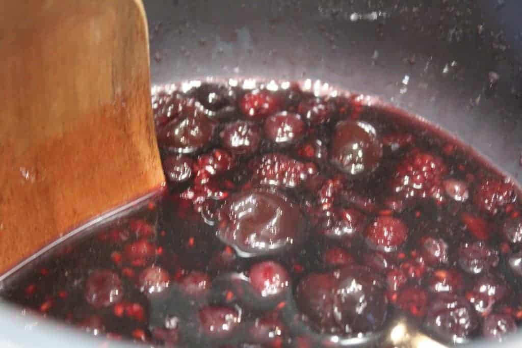 Instant Pot Mixed Berry Jam