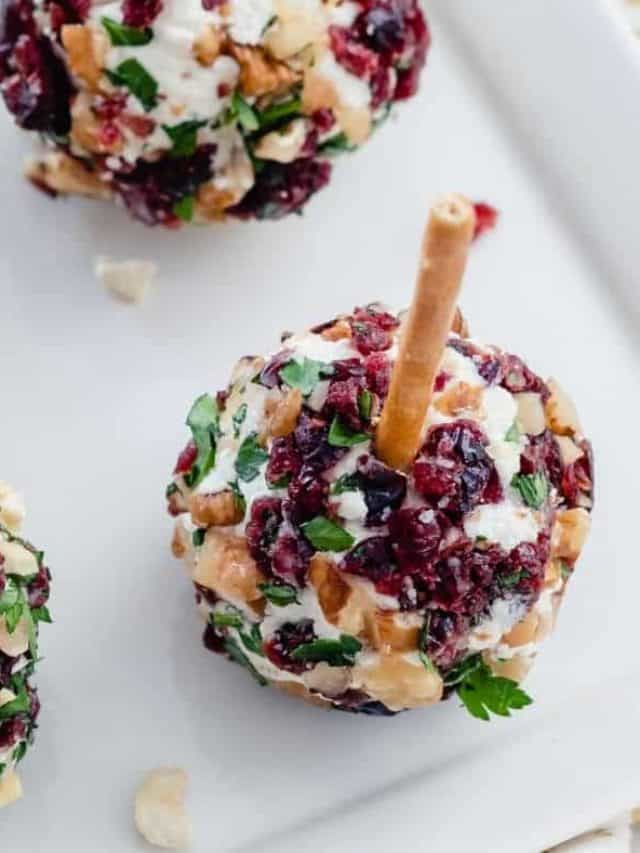 cropped-Cranberry-Pecan-Cheese-Ball-1.jpg