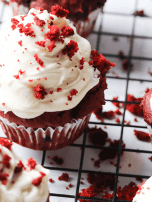 Air Fryer Red Velvet Cupcakes
