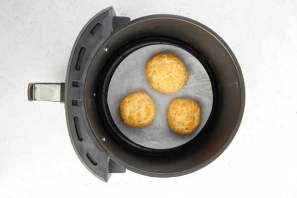 Easy Air Fryer Cream Puffs (No-Fail Choux Pastry Recipe) - Fork To Spoon