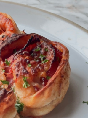 Easy Air Fryer Homemade Pepperoni Pizza Rolls