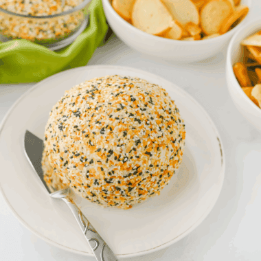 Everything Bagel Cheese Ball