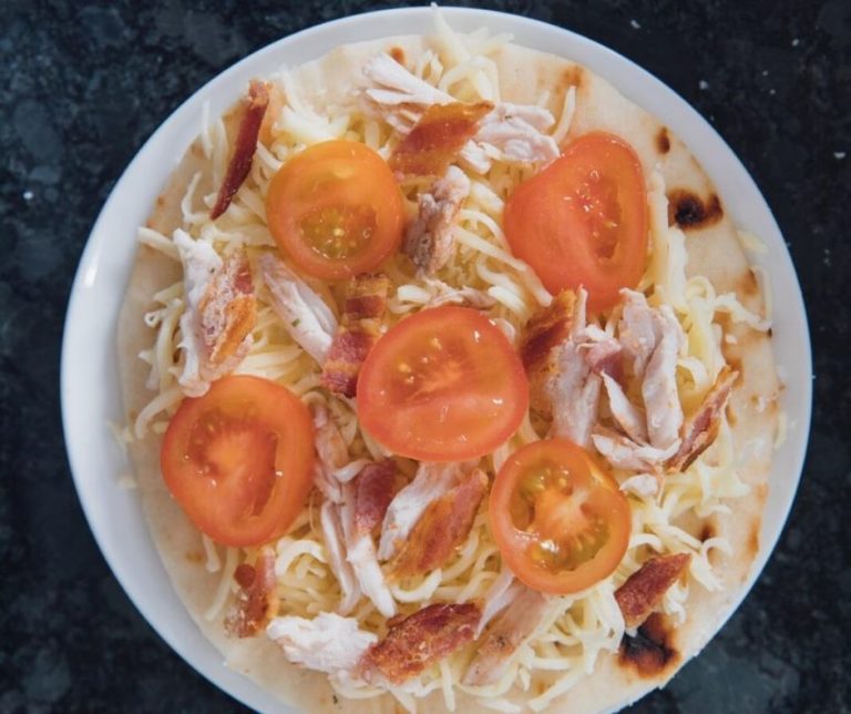 Air Fryer Copycat Panera Flatbread Chipotle Chicken and Bacon Pizza