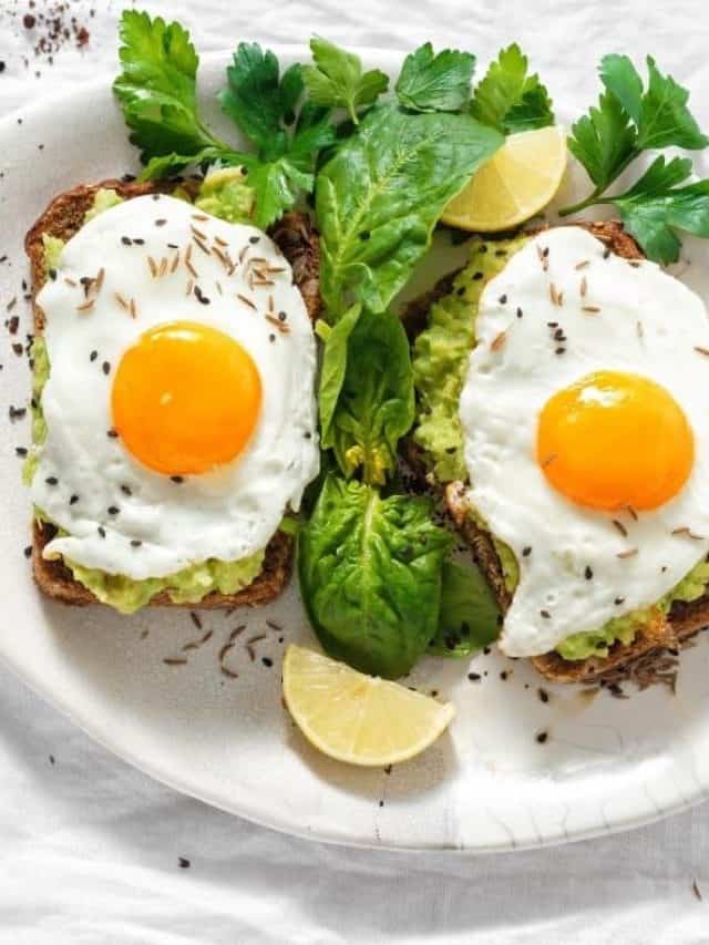 air-fryer-fried-eggs-copy-fork-to-spoon