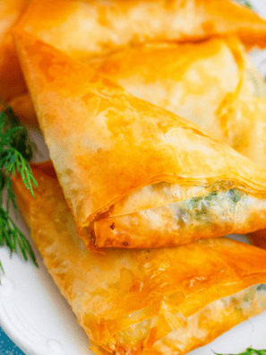 Easy Air Fryer Spanakopita Recipe (Greek Spinach Pie)