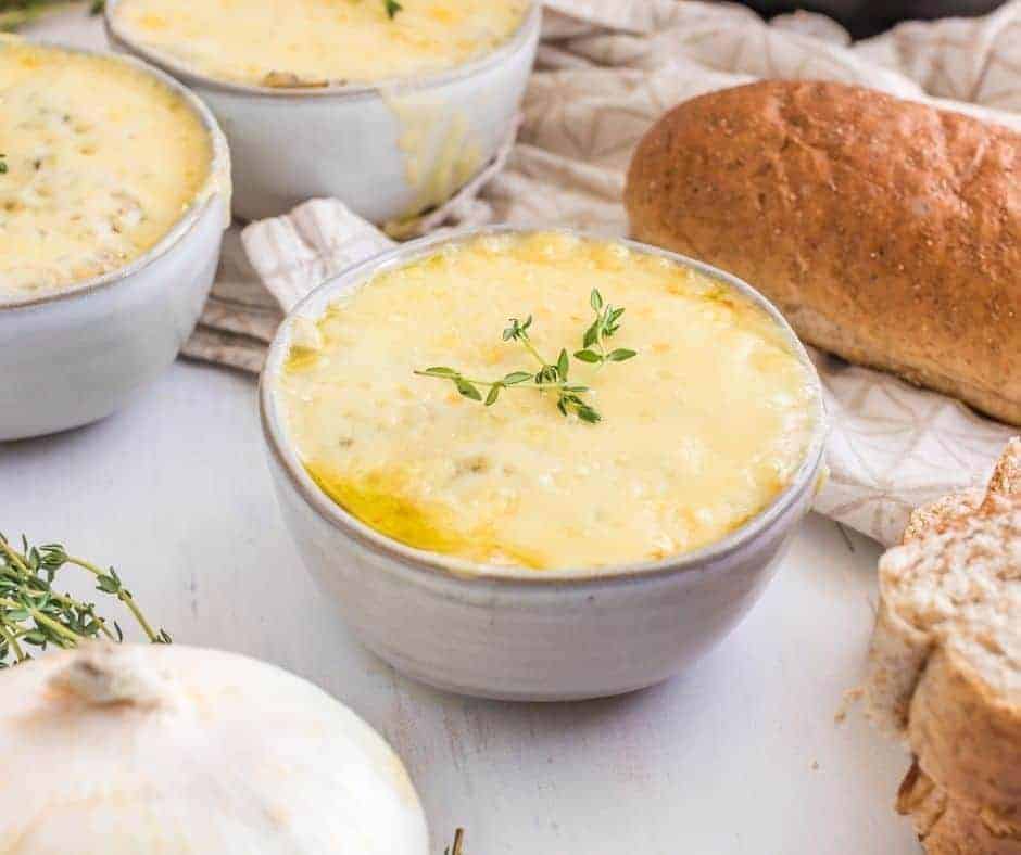 Instant-Pot-French-Onion-Soup-1 (1)