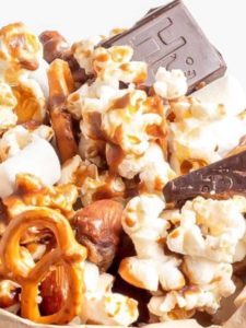 cropped-Air-Fryer-Caramel-Chocolate-Popcorn-1-1.jpg