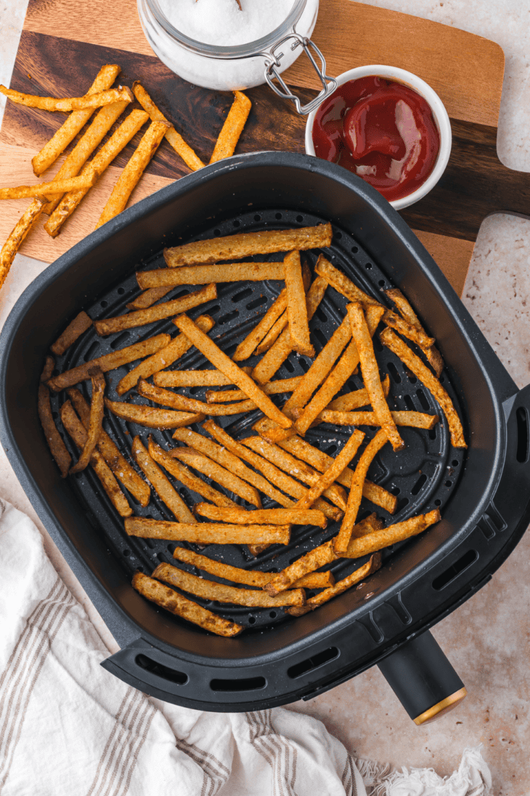 Crispy and golden Air Fryer Jicama Fries, a healthy low-carb alternative to regular fries.