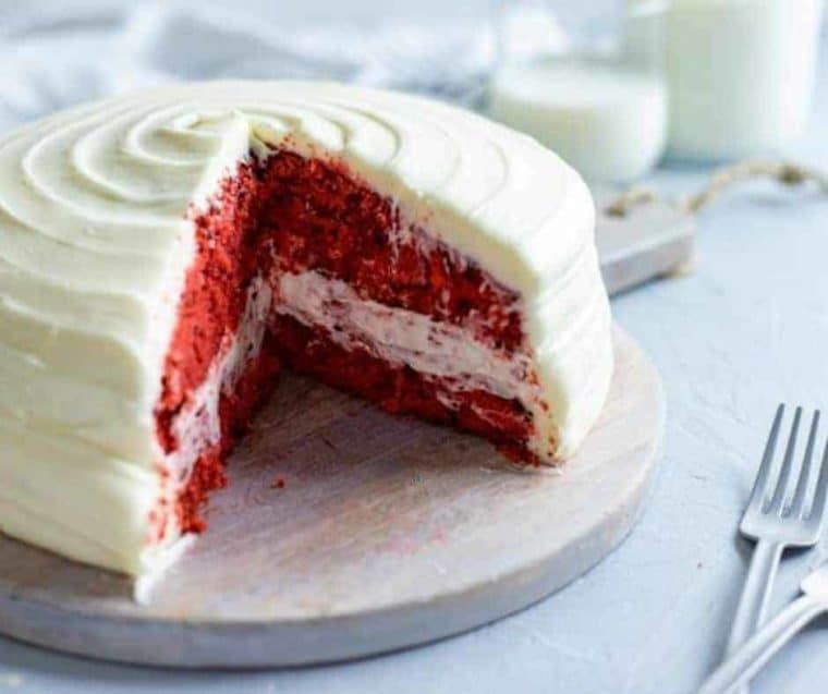 Air-Fryer-Red-Velvet-Cake