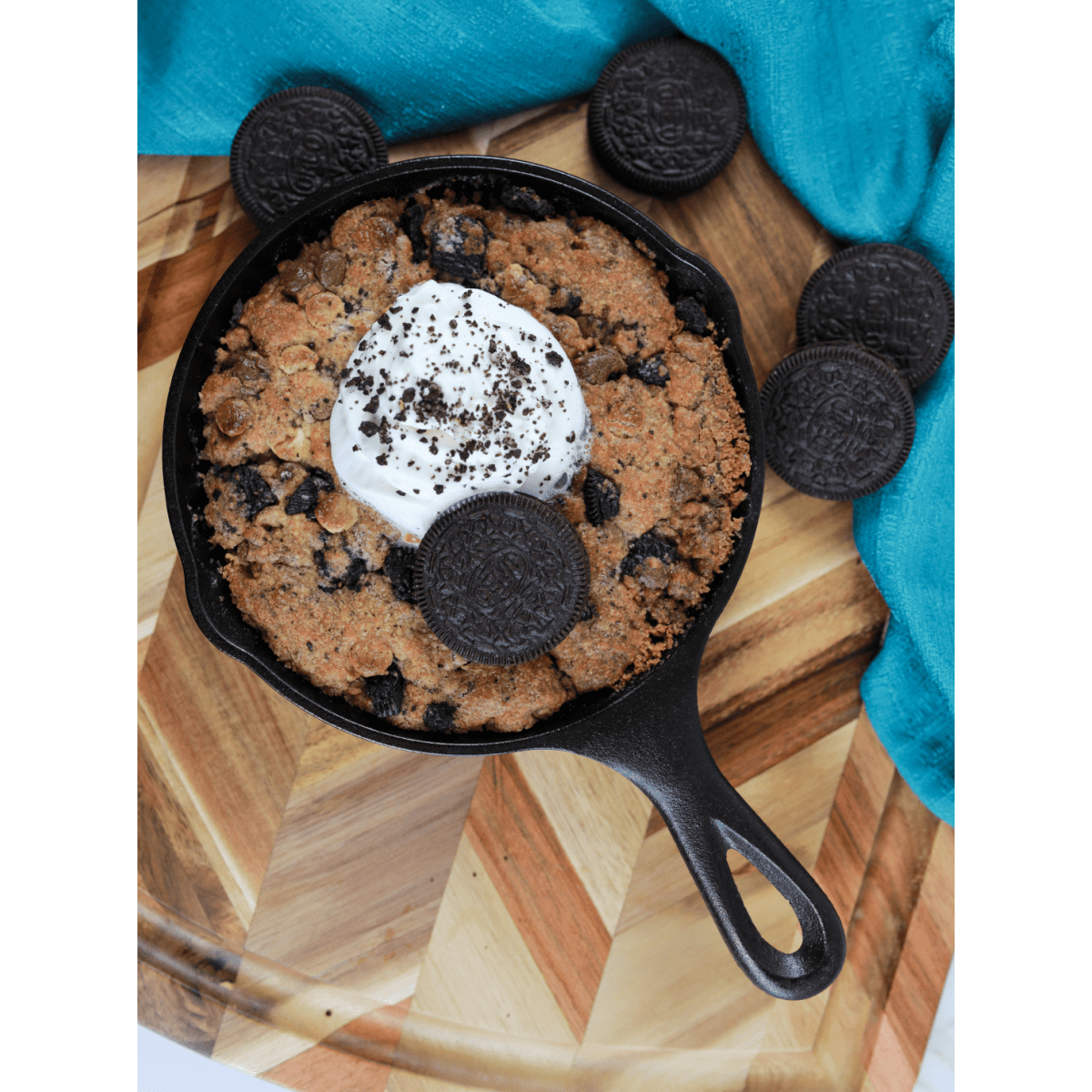 Modern Innovations Mini Black Cast Iron Skillet Set with Silicone Mitt (4  Count) - 3.5 Inch Pans, Pre Seasoned Small Skillets for Baked  Cookie/Brownie