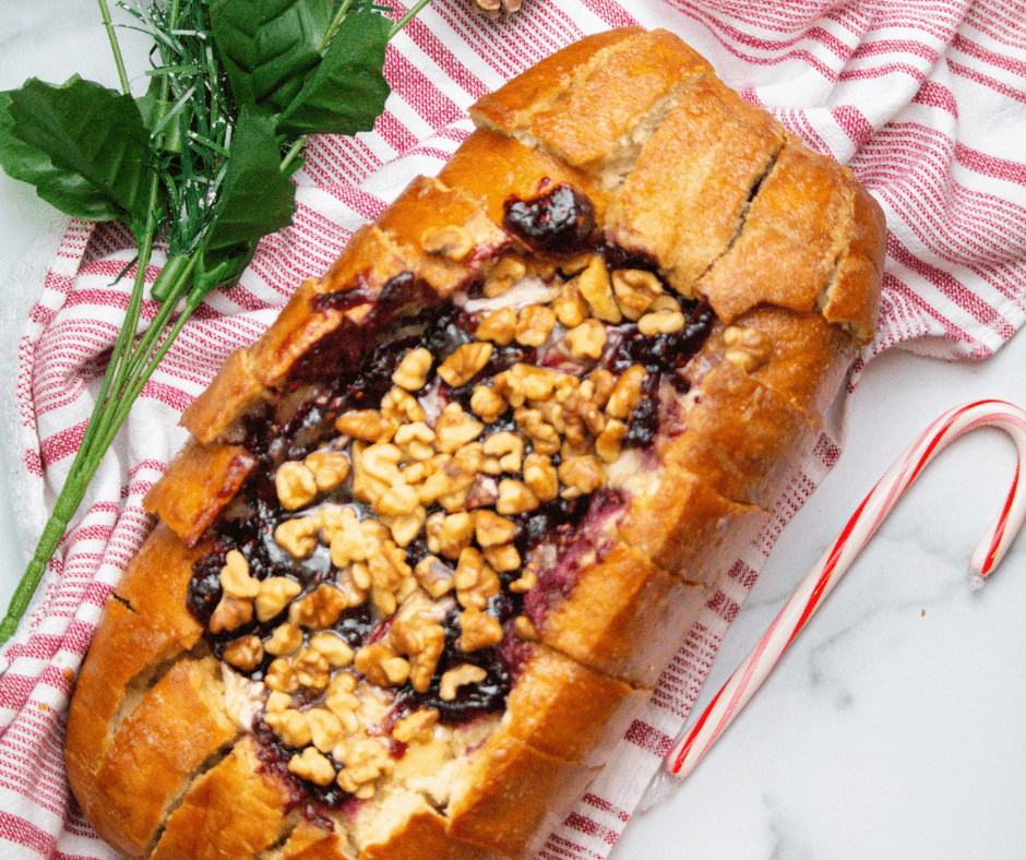 Air Fryer Raspberry and Brie Pull-Apart Bread