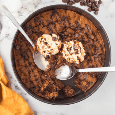 Easy Air Fryer Chocolate Chip Pizookie Recipe