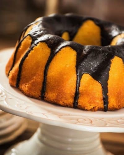 How to Bake a Cake In the Ninja Foodi