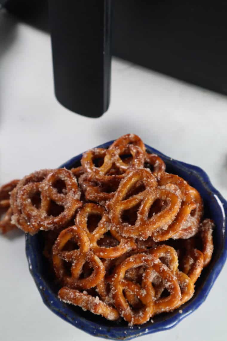 Air Fryer Cinnamon Sugar Pretzels