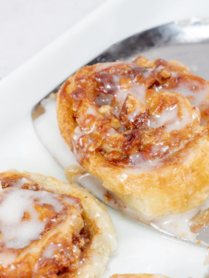 Air Fryer Puff Pastry Cinnamon Rolls