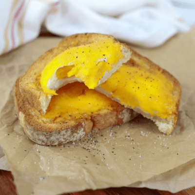 Air Fryer Cheesy Egg Toast