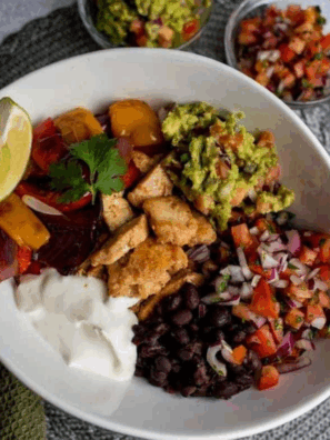 Air Fryer Chicken Fajita Rice Bowl