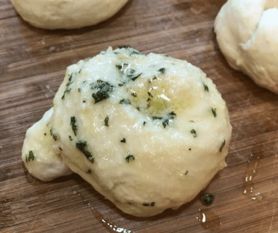 How To Cook Garlic Knots In The Air Fryer