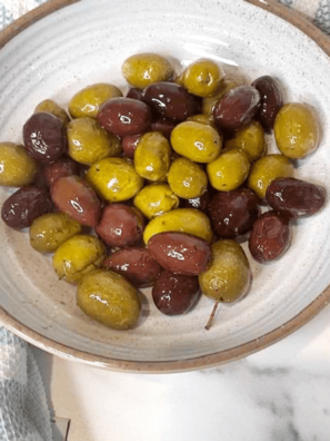 Air-Fryer-Roasted-Olives