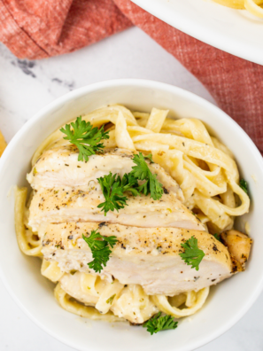 Applebee&rsquo;s Chicken Fettuccine Alfredo Copycat Recipe