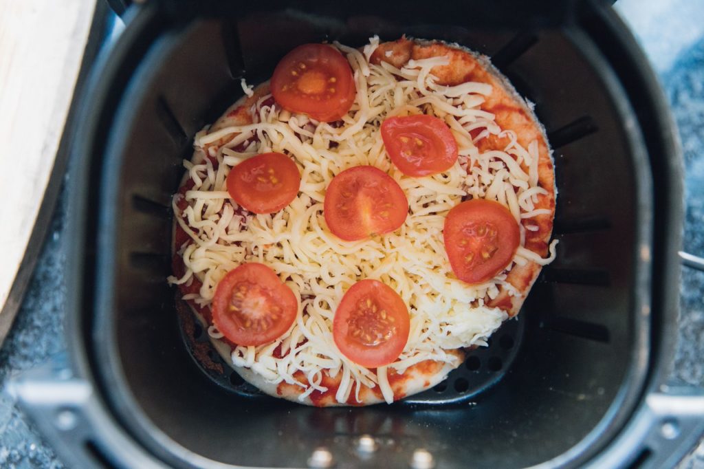 How To Cook  Margherita Pizza In The Air Fryer