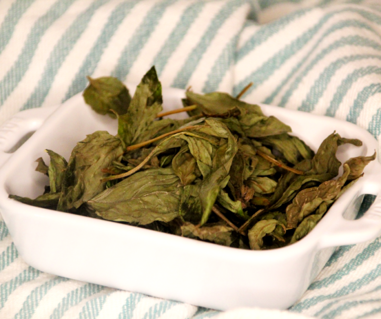 Air Fryer Dehydrated Basil Fork To Spoon