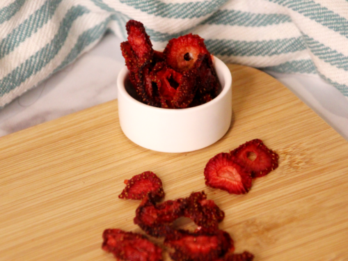 Air Fryer Dehydrated Strawberries - Two Cloves Kitchen