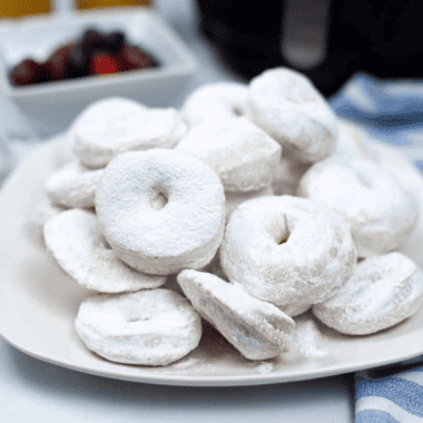 Air Fryer Copycat Hostess Powdered Donettes
