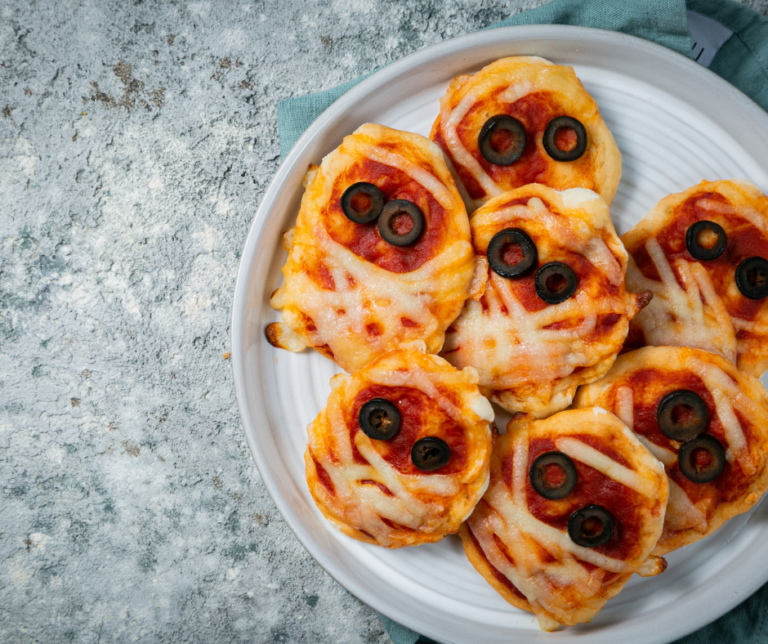 Air Fryer Mummy Pizza - Fork To Spoon