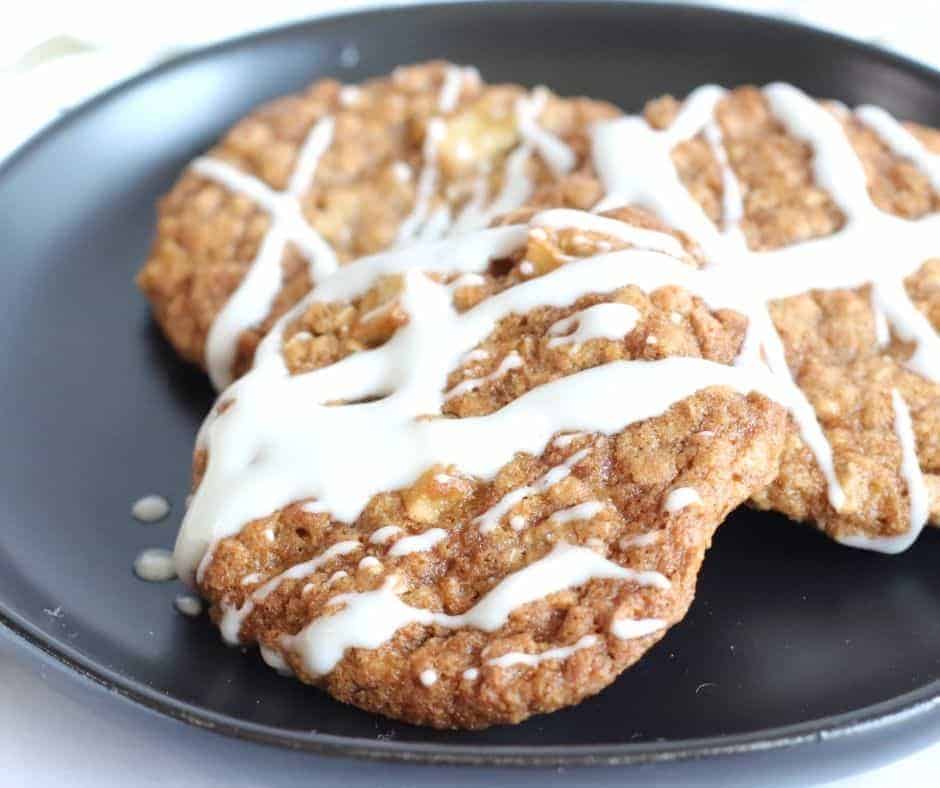 Air Fryer Apple Cinnamon Oatmeal Cookies are a great and delicious baked treat that the entire family will love!