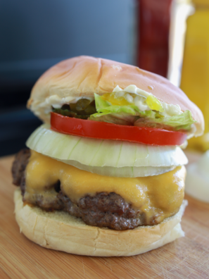 : Cook frozen hamburgers on the Blackstone griddle in 15 minutes &mdash; no thawing. The dome trick locks in juice at 400&deg;F. Step-by-step with temps & times.