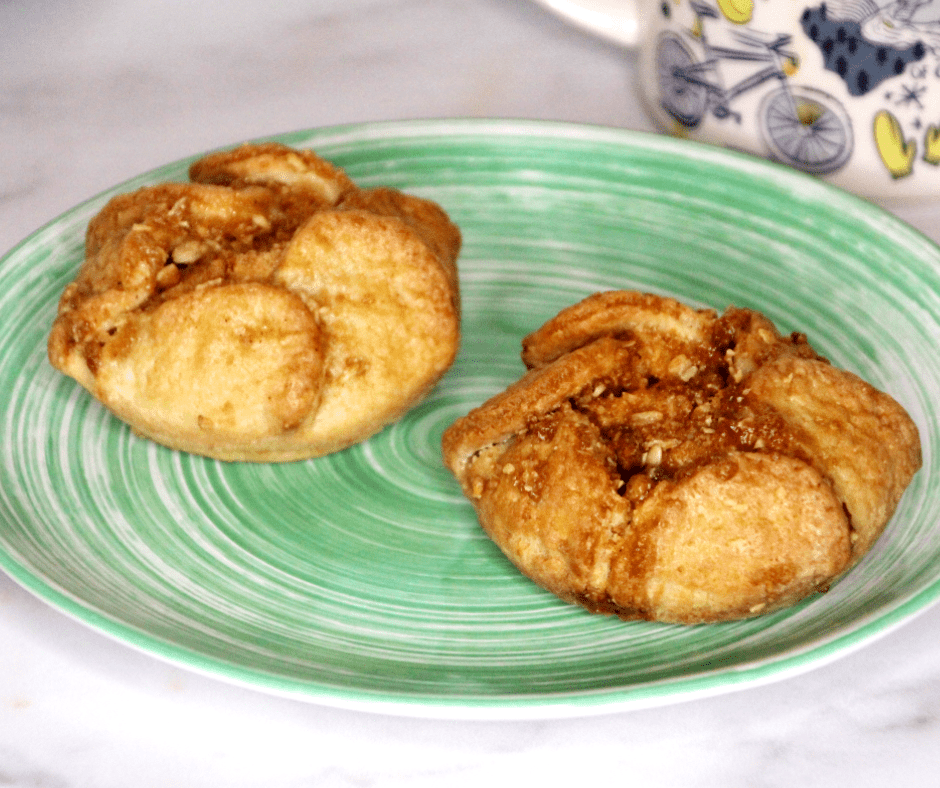 Air Fryer Frozen Apple Blossoms