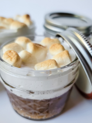air fryer peanut butter s’mores in a jar