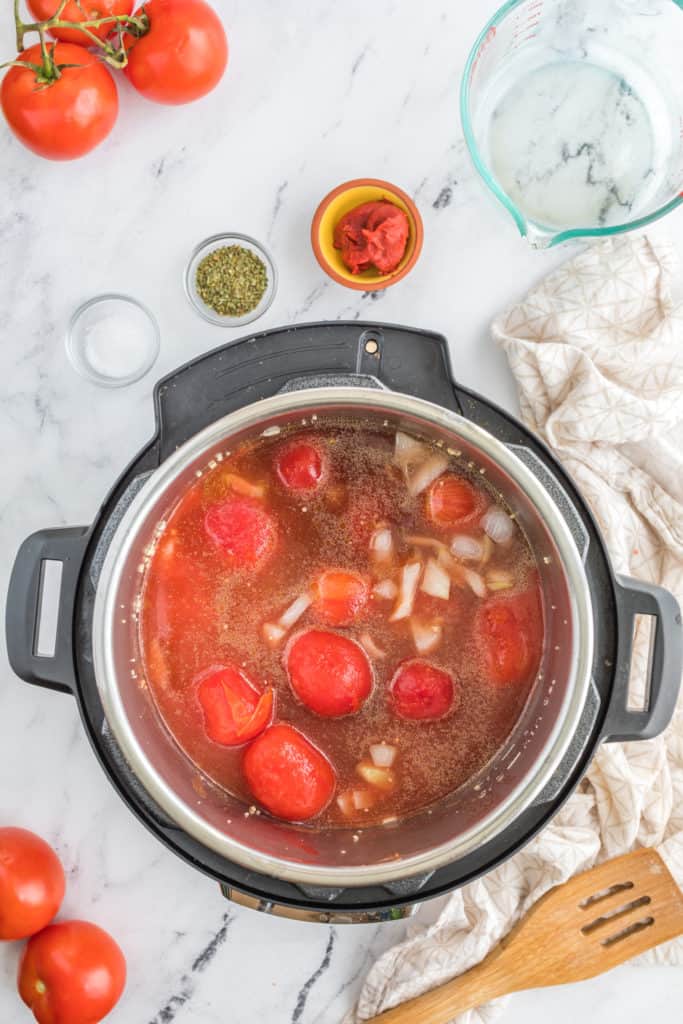 Instant Pot Panera Creamy Tomato Soup Copycat Recipe