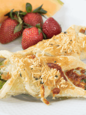 Air Fryer Asparagus Puff Pastry Bundles