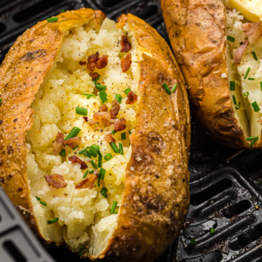 Air Fryer Steakhouse Potatoes