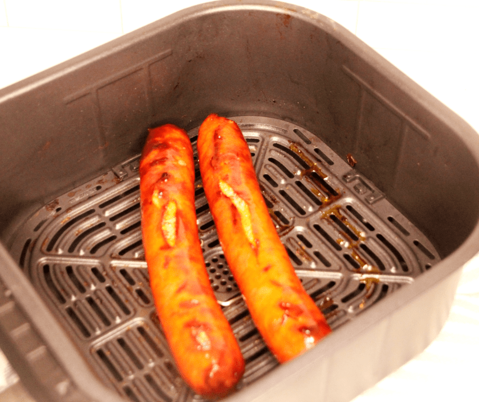 hots dogs in air fryer basket