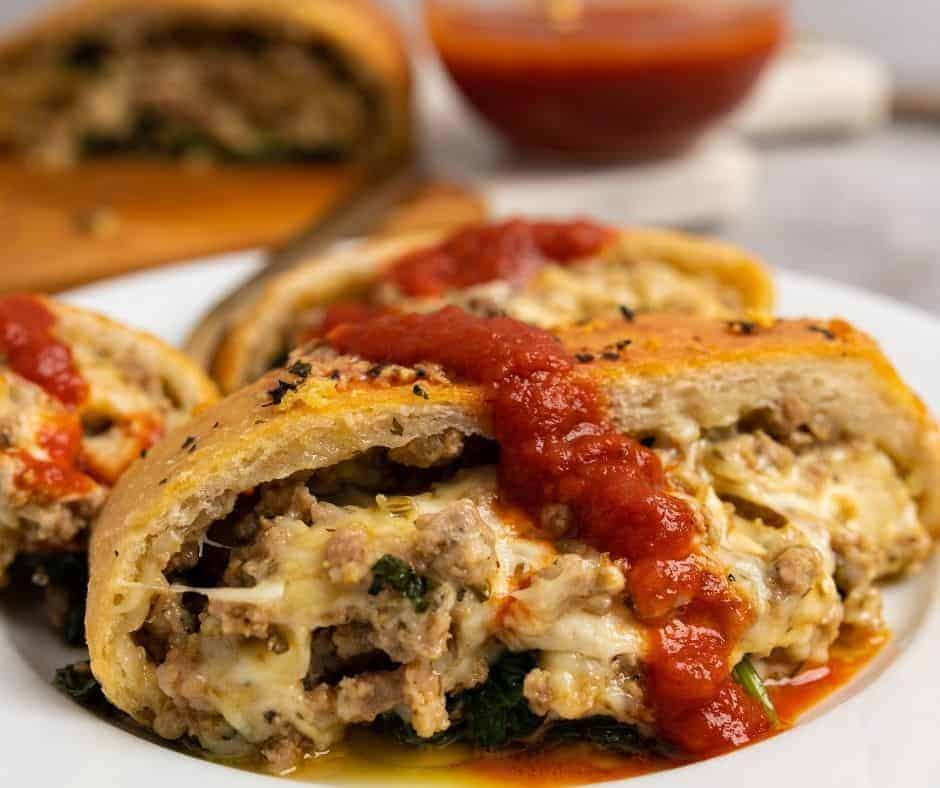 https://forktospoon.com/air-fryer-cheesy-sausage-pizza-bread/