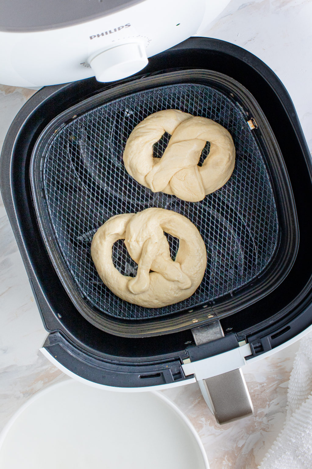 Air Fryer Copycat Auntie Anne's Pretzels Fork To Spoon
